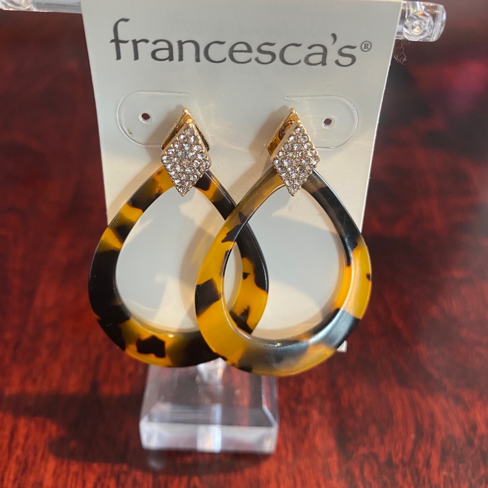 Francesca’s Faux-Tortoise Teardrop Earrings
